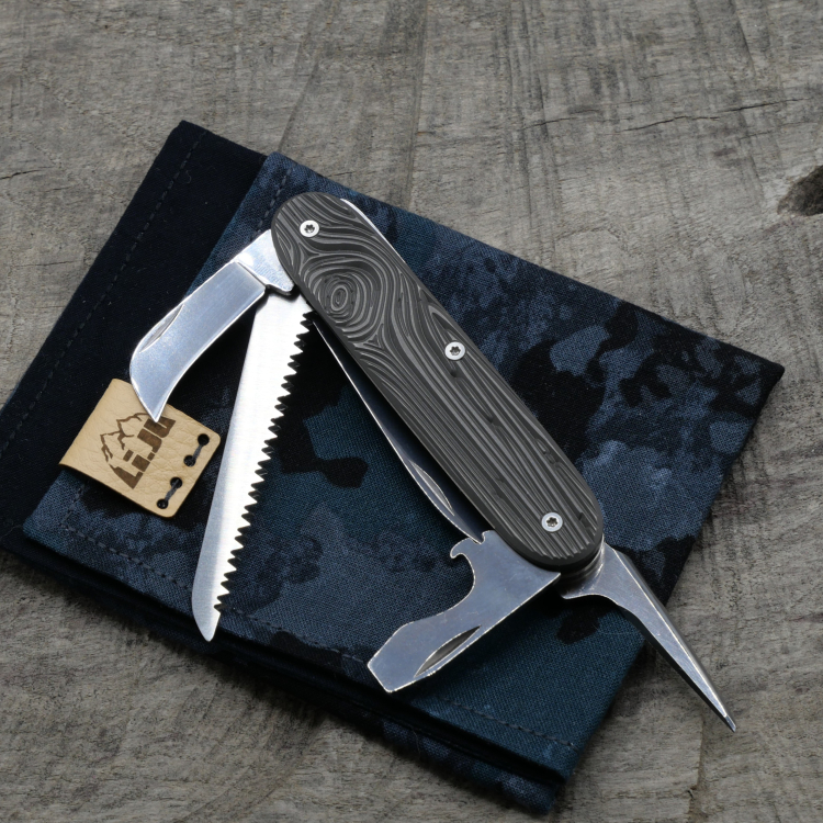 TITAN - WOOD dark wash - SWISS ARMY 7 - Titan Grade 5  (Ti 6AI 4V)  - 93mm